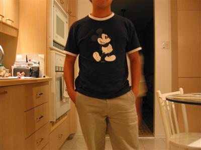 asia.stuff.mickey.mouse.t-shirt.jpg