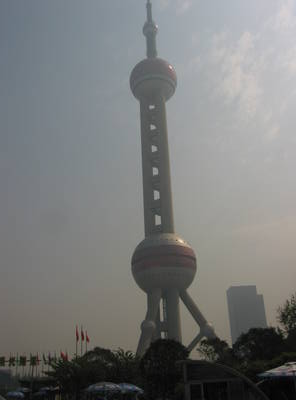 shanghai.oriental.pearl.tower.jpg