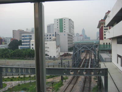 shenzhen.railroad.jpg