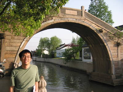 suzhou.some.bridge.jpg