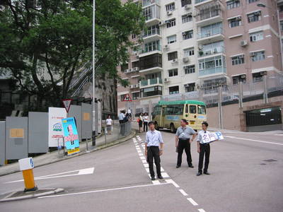 hong.kong.selling.property.1.jpg