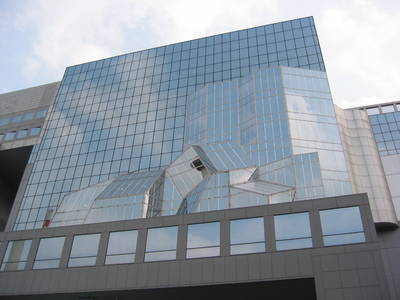 kyoto.jr.station.building.jpg