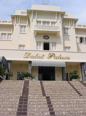 dalat.palace.jpg